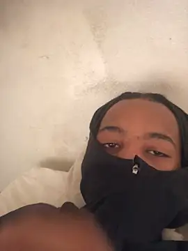 Smaragstr online show from March 2026 12:45:02 PM