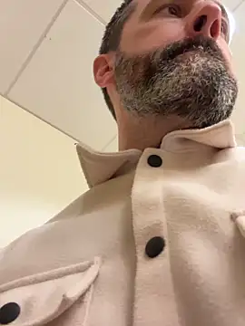 plaintreebull online show from February 2026 05:09:02 PM