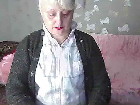 Snapshot of NikolinaBounty chatting on February 2025 06:04:02 PM NikolinaBounty online show from February 2025 06:04:02 PM