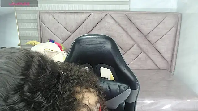 Snapshot of danatella_a chatting on September 2025 01:24:01 PM danatella a online show from September 2025 01:24:01 PM