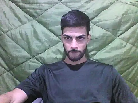 Gabrielteixeira120 online show from May 2026 08:57:02 PM