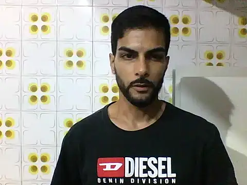 Gabrielteixeira120 online show from May 2026 08:39:01 PM