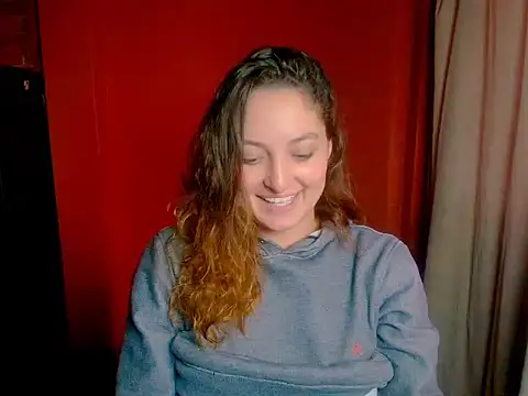 Daianna m  online show from April 2026 07:20:01 PM