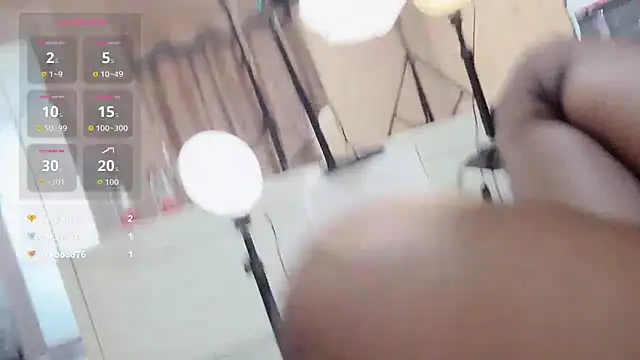 Snapshot of yueyue2003 chatting on September 2025 05:01:02 AM yueyue2003 online show from September 2025 05:01:02 AM