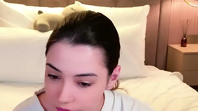 Snapshot of Alice_Deleon chatting on November 2025 10:49:02 AM Alice Deleon online show from November 2025 10:49:02 AM