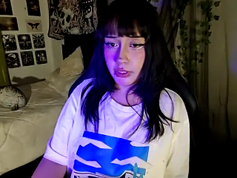 Snapshot of blue_katt chatting on December 2025 02:41:01 AM blue katt online show from December 2025 02:41:01 AM