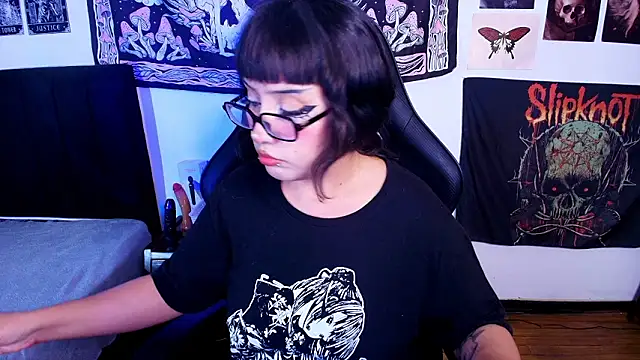 Snapshot of blue_katt chatting on February 2026 05:29:01 AM blue katt online show from February 2026 05:29:01 AM