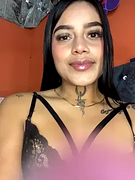 Emily sharlot online show from November 2025 09:43:02 AM