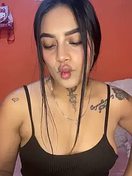 Emily sharlot online show from December 2025 06:27:02 PM