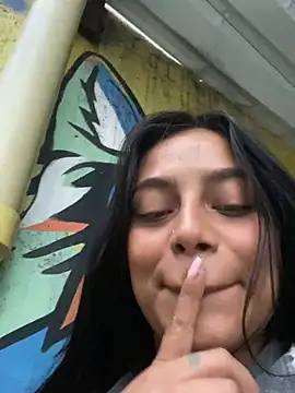 Snapshot of Emily_sharlot chatting on March 2026 11:07:02 PM Emily sharlot online show from March 2026 11:07:02 PM