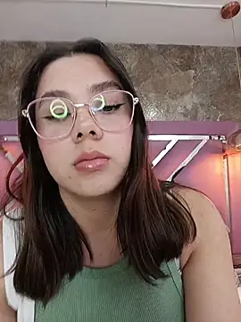 EmmaSulivan online show from May 2026 02:45:01 PM