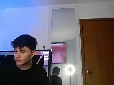 Smith boy 25 online show from February 2025 01:00:02 AM