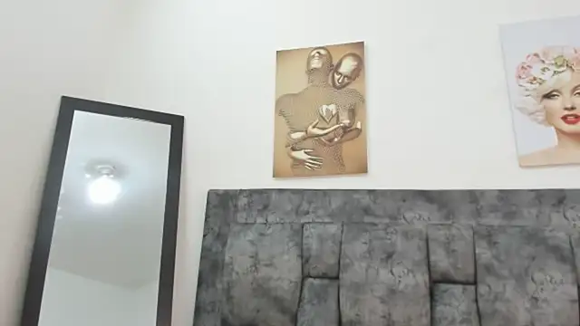 Chloe diamondss online show from March 2025 09:33:02 AM