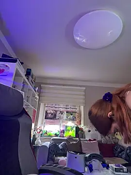 Snapshot of sexymelli18 chatting on October 2025 05:43:01 PM sexymelli18 online show from October 2025 05:43:01 PM