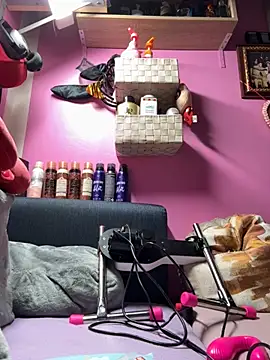 Snapshot of sexymelli18 chatting on October 2025 06:25:02 PM sexymelli18 online show from October 2025 06:25:02 PM