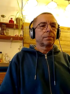 Xavspank2 online show from January 2026 03:06:02 PM