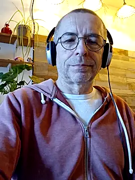 Xavspank2 online show from March 2026 10:42:01 AM