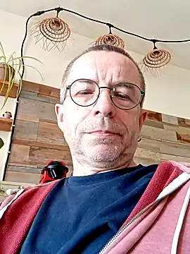 Xavspank2 online show from March 2026 02:31:02 PM