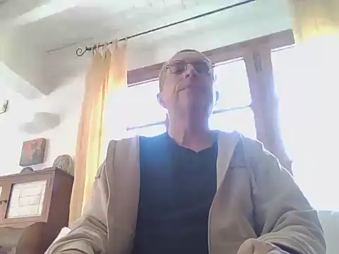 Xavspank2 online show from April 2026 12:28:01 PM