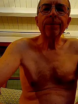 Xavspank2 online show from April 2026 07:22:01 PM