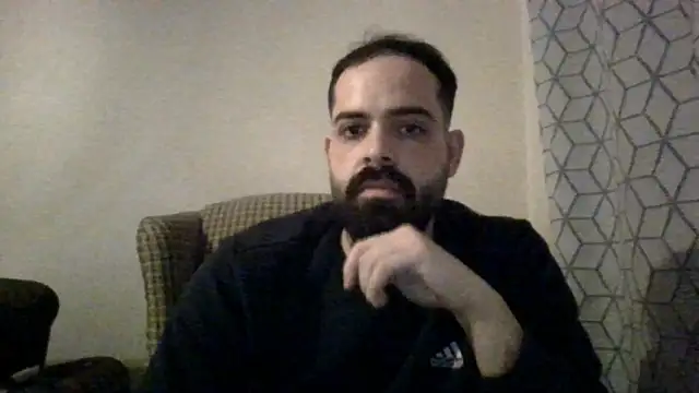 Snapshot of guccititi chatting on March 2026 02:30:02 AM guccititi online show from March 2026 02:30:02 AM