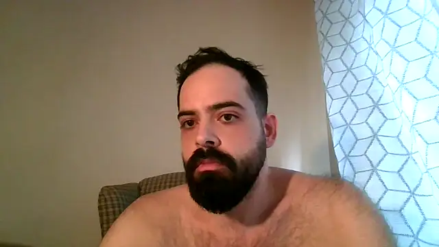 Snapshot of guccititi chatting on March 2026 05:28:01 PM guccititi online show from March 2026 05:28:01 PM