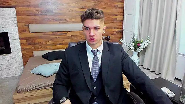 Snapshot of MaxKaiden chatting on March 2026 06:41:01 AM MaxKaiden online show from March 2026 06:41:01 AM