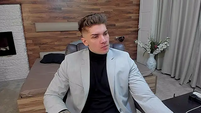 Snapshot of MaxKaiden chatting on March 2026 06:07:02 AM MaxKaiden online show from March 2026 06:07:02 AM