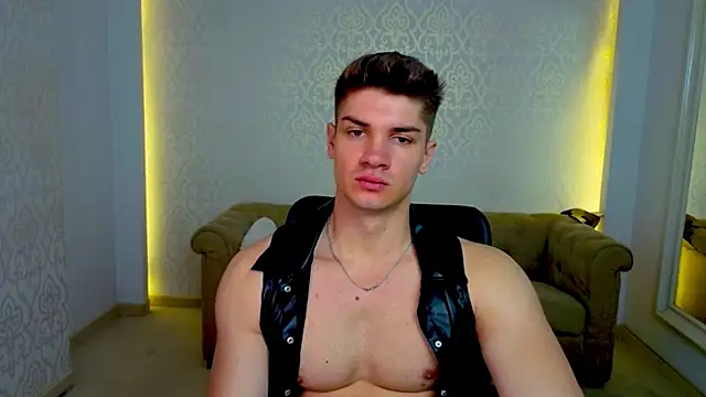 MaxKaiden online show from May 2026 05:38:02 AM