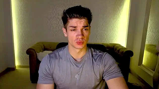 MaxKaiden online show from June 2026 03:56:02 AM