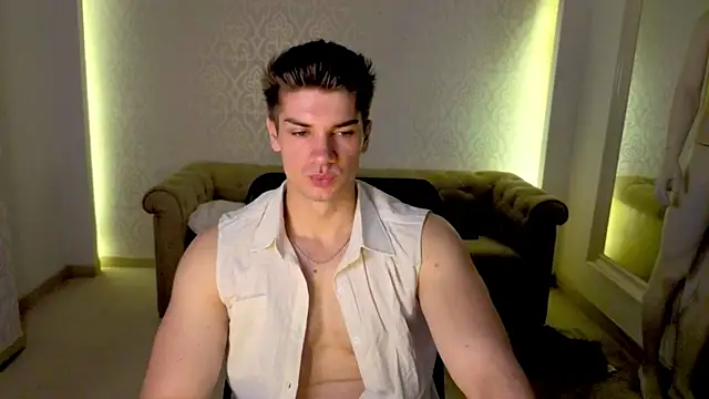 MaxKaiden online show from June 2026 04:06:01 AM