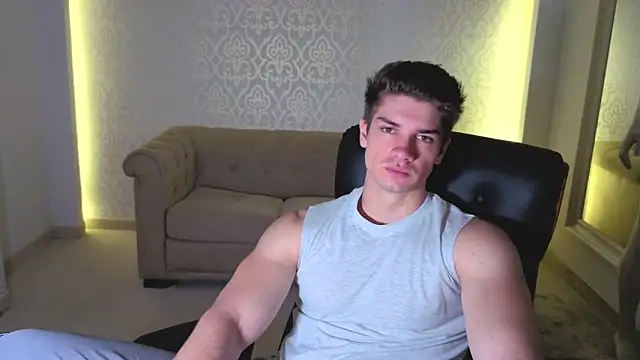 MaxKaiden online show from June 2026 04:28:02 AM