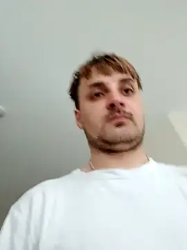 Snapshot of Eusuntnoulgigolo chatting on February 2025 08:51:02 AM Eusuntnoulgigolo online show from February 2025 08:51:02 AM