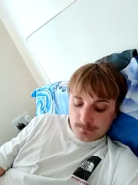 Snapshot of Eusuntnoulgigolo chatting on March 2025 04:01:02 PM Eusuntnoulgigolo online show from March 2025 04:01:02 PM