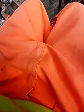 Snapshot of Eusuntnoulgigolo chatting on September 2025 07:23:01 AM Eusuntnoulgigolo online show from September 2025 07:23:01 AM