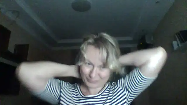 Snapshot of Mary888x chatting on October 2025 07:45:01 PM Mary888x online show from October 2025 07:45:01 PM