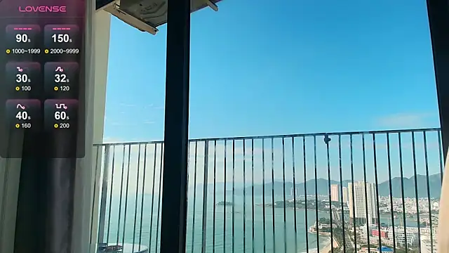 minamoons online show from November 2025 01:14:02 AM