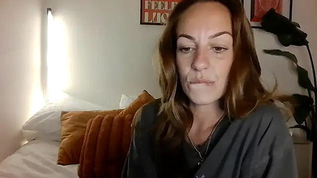 Edenfox- online show from July 2026 10:53:02 PM