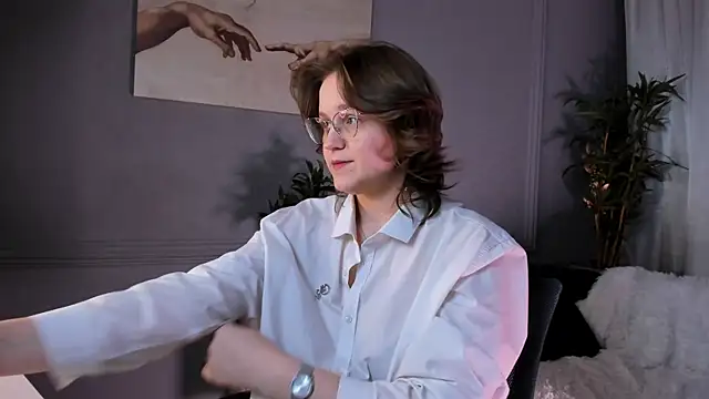 Rada Woods online show from March 2025 08:44:02 PM