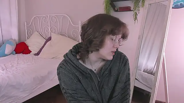 Rada Woods online show from March 2025 12:49:02 AM