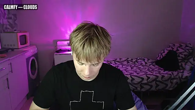 Snapshot of yourlildemon chatting on August 2026 05:26:02 PM yourlildemon online show from August 2026 05:26:02 PM