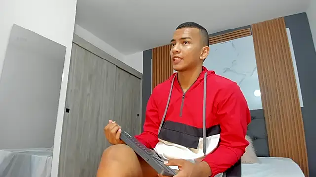 Rafa2004Cruz online show from March 2025 03:07:01 PM