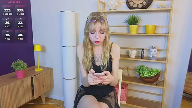 Snapshot of Puffy_nipples chatting on February 2025 04:05:02 PM Puffy nipples online show from February 2025 04:05:02 PM