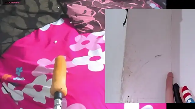 afroditacute15 online show from February 2026 05:49:02 PM