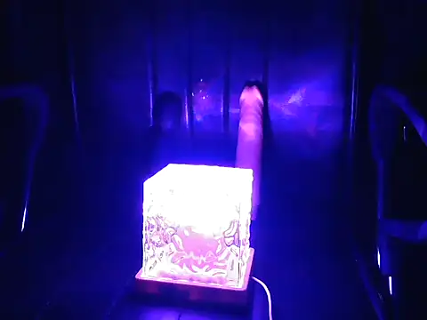 Snapshot of PreetyKitten chatting on December 2025 02:11:01 PM PreetyKitten online show from December 2025 02:11:01 PM