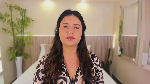GeorginaReyes online show from May 2026 10:37:01 PM