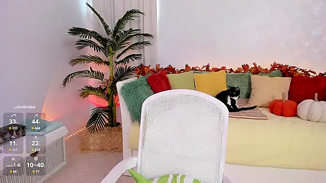 angel claire online show from November 2025 07:56:02 PM