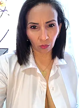 Mrsvictoriaaa online show from October 2025 07:37:02 PM