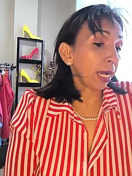 Mrsvictoriaaa online show from May 2026 08:50:02 PM