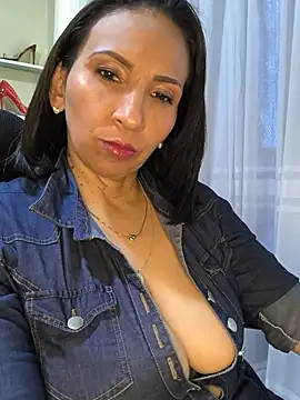 Mrsvictoriaaa online show from June 2026 08:02:01 PM